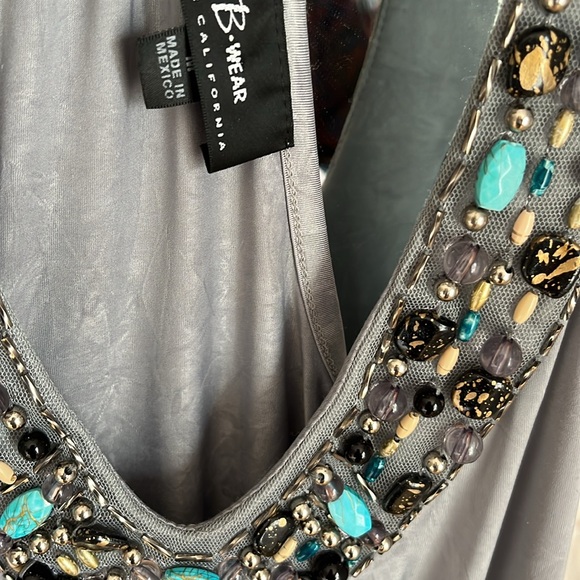 Top - Picture 2 of 4